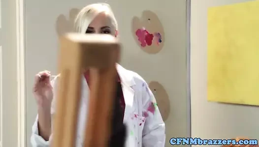 Dom cfnm öğretmen becerdin kaba içinde üçlü