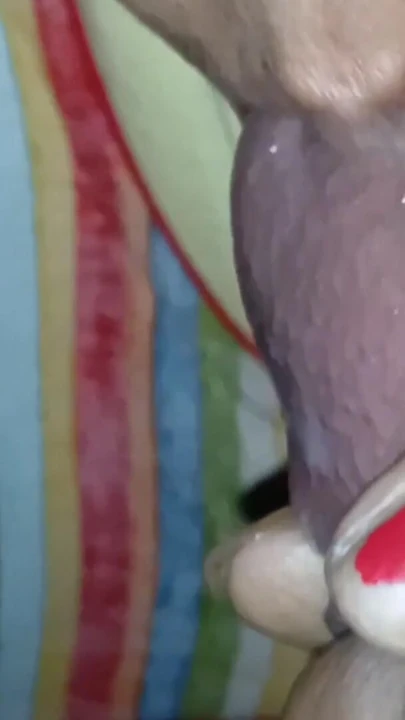 Kayınbiraderim doğum gününde ağzına boşalmama net bir sesle | Klip 1
