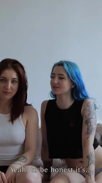 Обязательный для обмена момент от "JOI FR - воскресное утро с Madelaine Rousset и Khalamite"