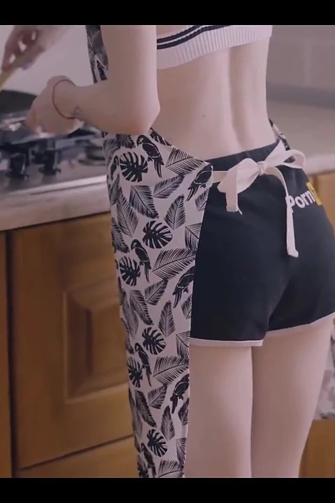 Bu ateşli hatun pizzadan daha fazlasını yaptı