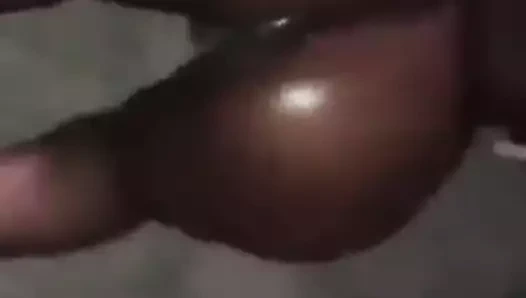 Nutted üzerinde onu göt