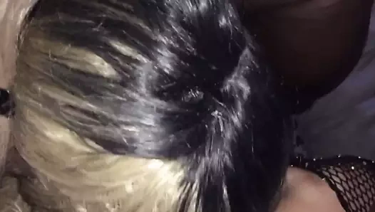 Bir çocuğu bir bbc için cd'ye ikna ettim (creampie)