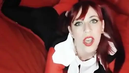 Shyyfxx Harley Quinn doğum gününü kutluyor ve jokeri komşusunun 31 talimatı rol oyununa gönderiyor