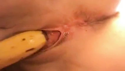 Büyükanne meyve ve sebzelerini siktir et diyor