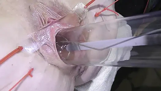 Uzak Yayılmış Vajina Yakın Çekimde Lambayla 1000watt