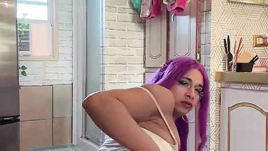 Mor saçlı hooptie hoe tekrar boşalıyor