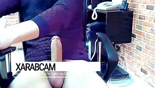 Ali , iş yerinde bir seks conf arama için arap gay