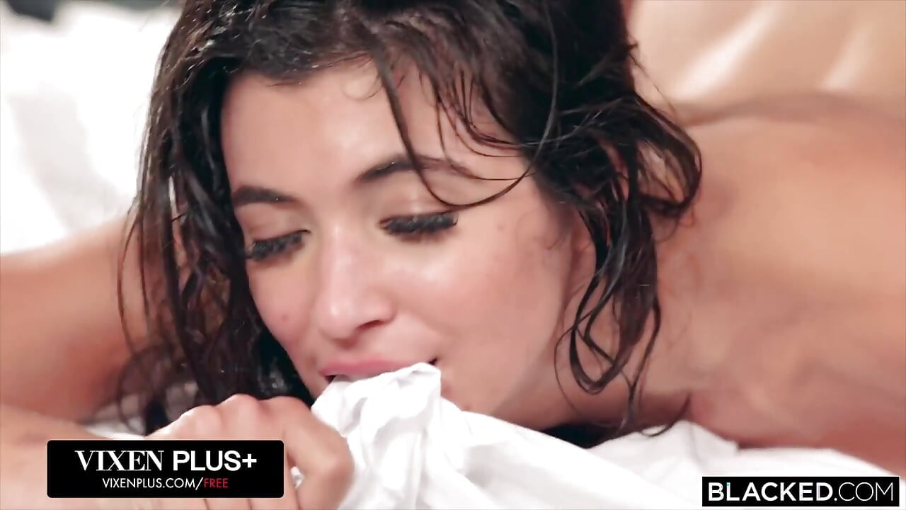Blacked büyük zenci takıntılı Brooklyn yeni menajerini baştan çıkarıyor