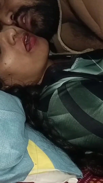 "Ağız kullanarak prezervatif takma ve kavita ile sikiş" den unutulmaz an