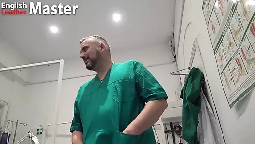 Doktor küçük yarağın için seni aşağılıyor ve sikiyor - sph pov