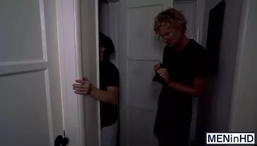 Genç Çıtçıt leo ve sevişmeden önce Fleshlight ile oynayacak