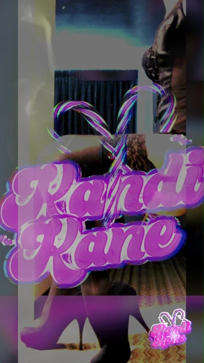 Kandi Kane seksi kadın kılıklı sürtük transeksüel porno yıldızı
