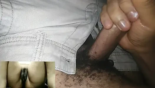 Görüntülü görüşmede mastürbasyon
