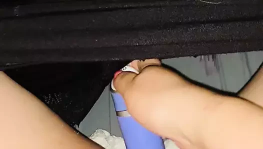 Vibratör beni fışkırtıyor