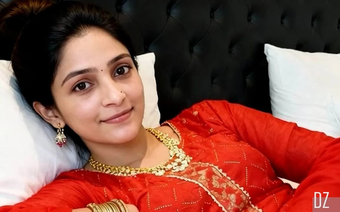 Exclusive: Cute Desi Bhabi Cheated Her Husband And Fucked With Ex In Hotel (4K Ultra) - Australia Special