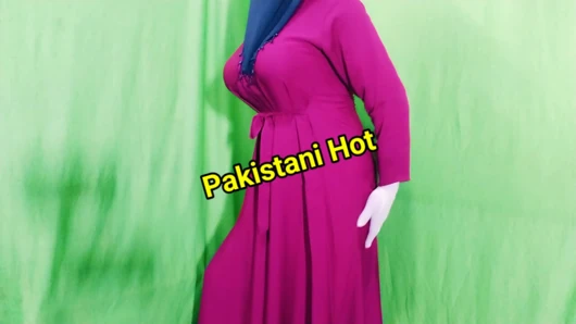 Tesettürlü Müslüman Pakistanlı güzel yenge