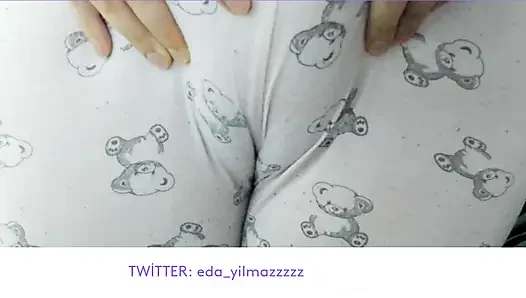 CAMELTOE- PAJAMA- SWOLLEN PUSSY