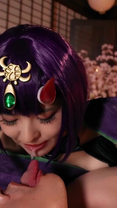 Мощный момент из "Коспури Aika Suzumiya в Шутен Доджи Косплей"