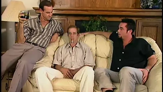 Muhteşem tatlı, sulu amının derinliklerinde büyük bir kutup hissi hoşlanır