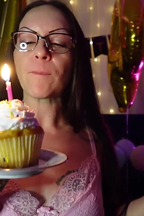 Mum ışığı ve cupcake özlemi