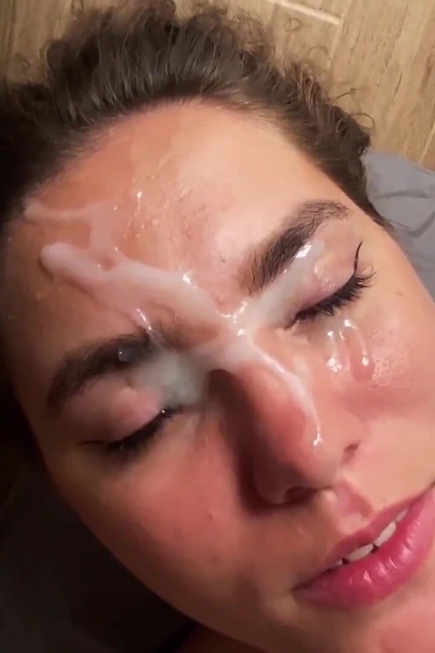 Yüzüne boşalma bakış açısı