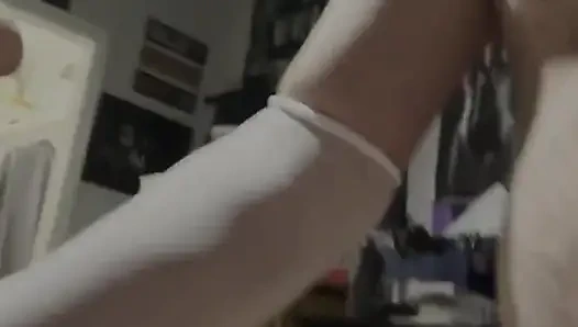 Porno yıldızı sert sikiliyor ve boşalıyor