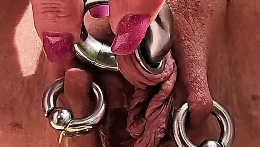 Longpussy. Devine Pussy. Muhteşem büyük, ıslak, gevşek, dağınık, sıcak, sulu amcık.