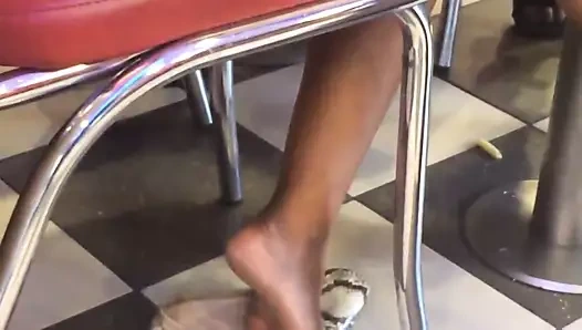 Ateşli Hintli ayak tabanları 2