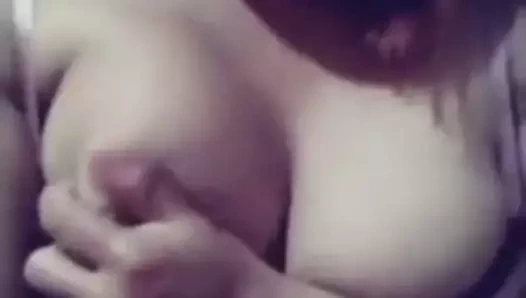 En sevdiğim teyze o sikimi çok seviyor