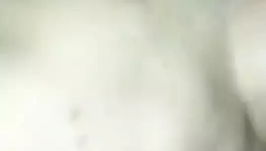 İlk kez 50 yaşındaki bir spor modeli fışkırtma yapmak