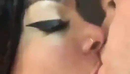 Travesti sürtük fahişe 314