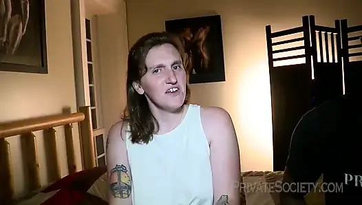 Abby ilk kez sikişiyor