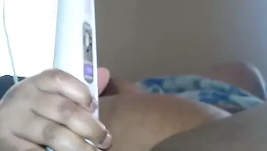 Bbw sağladım üzerinde vibratör iki kez