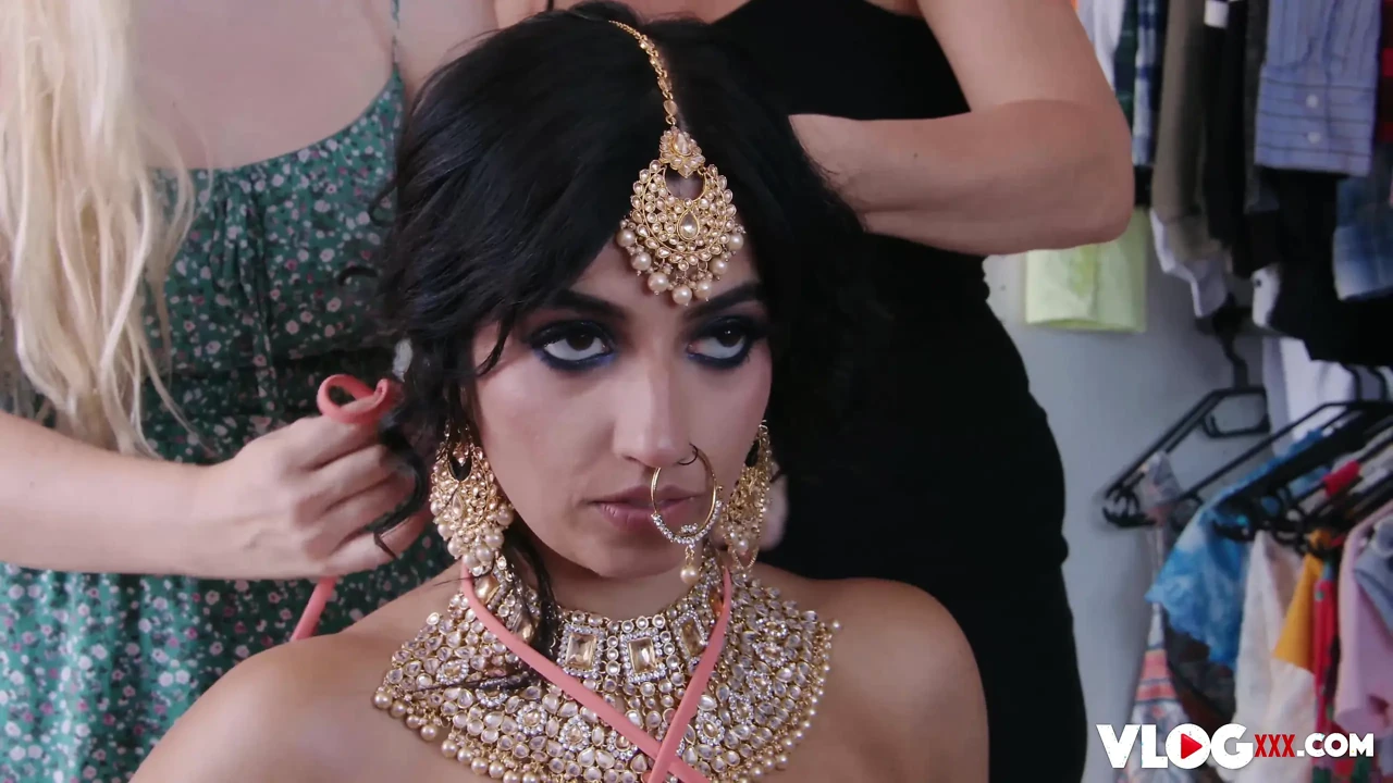 Bastidores da intimidade com Aaliyah Yasin