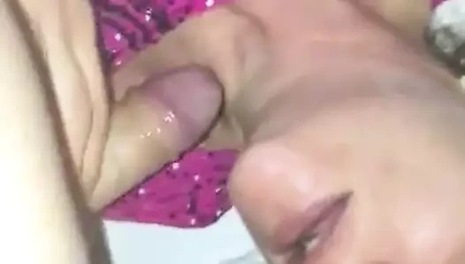 Milf italiana succhia