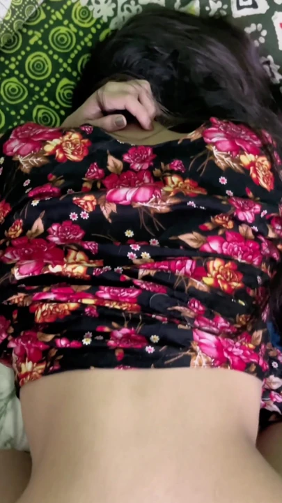 Üvey erkek kardeş seksi üvey kız kardeşini sikiyor ve zaman geçiriyor | Klip 2