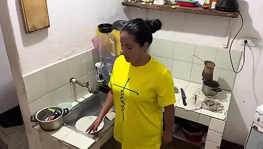 Gerçek video, arkadaşımın erkek arkadaşını mastürbasyon yapıyorum