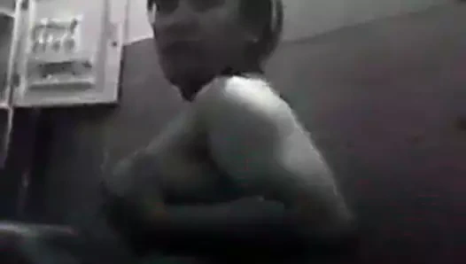 Filipinli milf baştan çıkaran erkek arkadaş