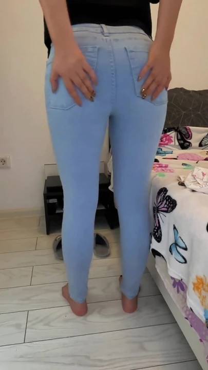 Farts From Pajamas to Tight Jeans: Stinky Grwm