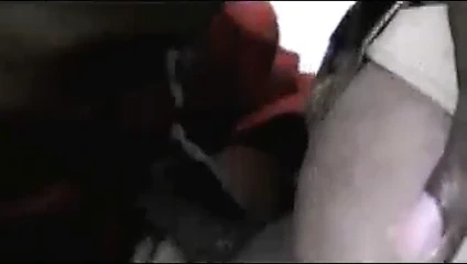 Sikimi eski siyah büyükanne ağzına güzel şişman ganimet koydum