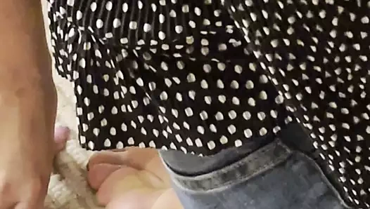 Julies sıcak taban ve ayaklar ile yüz