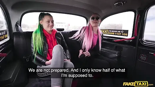 Fake Taxi - грязных блондинок лучшие подруги трахнул европейский таксист