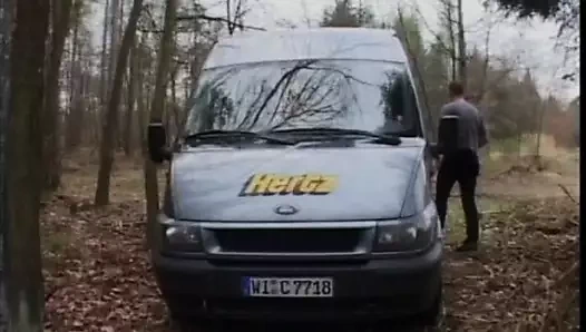 İğrenç fahişeler için büyük ve beyaz sikler!