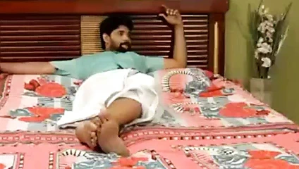 Sıcak seksi hizmetçi milf romantik kahrolası sahne