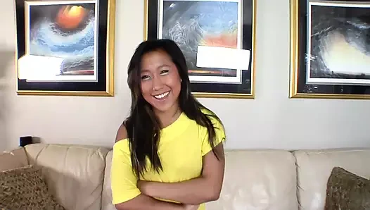 Yeni reşit tinah star kahverengi saçlı bir fahişe seviyor