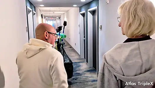 istediğim nine fışkırtıyor ve dölleniyor