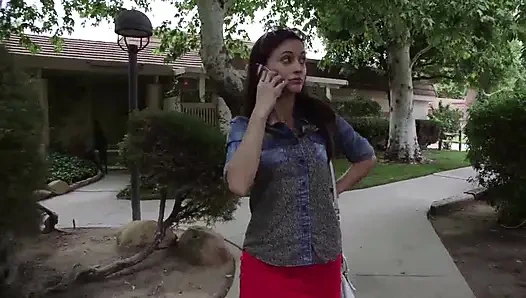 Ateşli ve azgın lezbiyenler vahşi birbirlerini tatmin ediyor