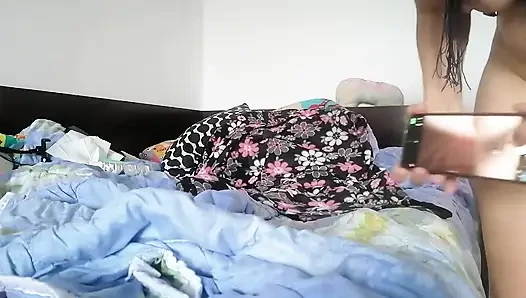 Amatör Evli Kadın Parmaklarıyla Amında Mastürbasyon Yapıyor.