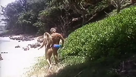 Hazine adasının kızları, sahne 3