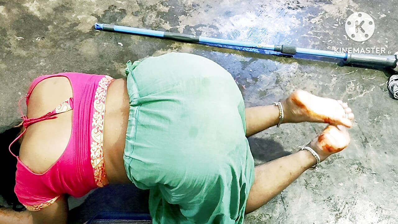 Indian Desi fuking neighbour boy's with hindi audio